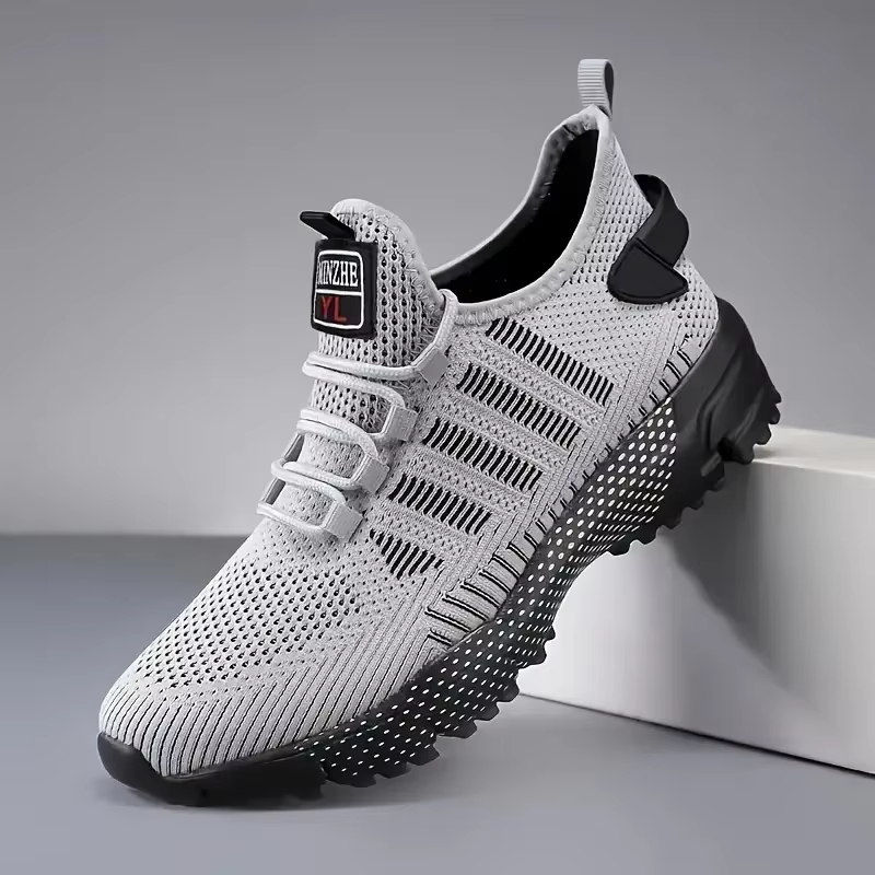 2025 New Men Running Shoes Out - đánh giá và giá Running Gear For Sale