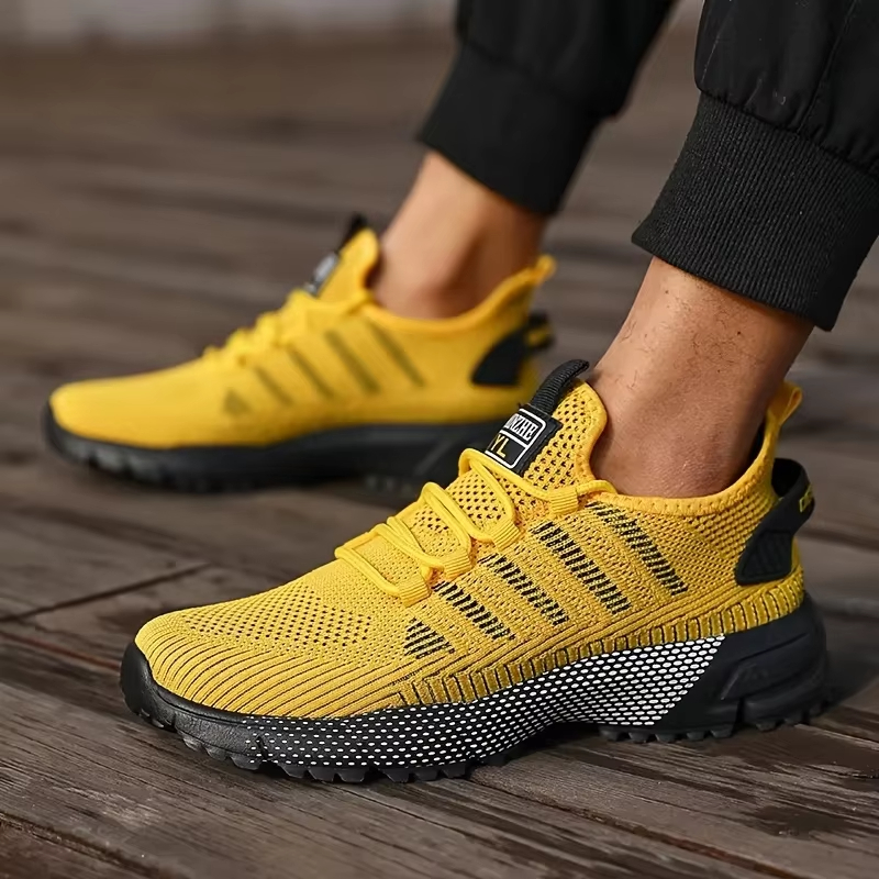 2025 New Men Running Shoes Out - đánh giá và giá Running Gear For Sale