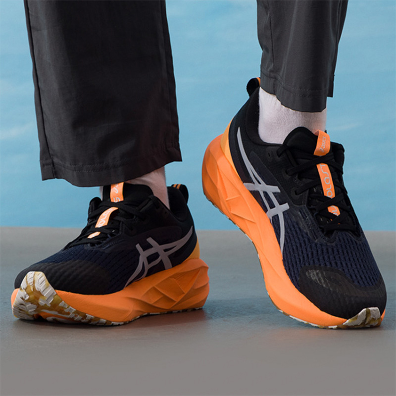 Asics men's running shoes NOVA - đánh giá và giá Running Gear Asics